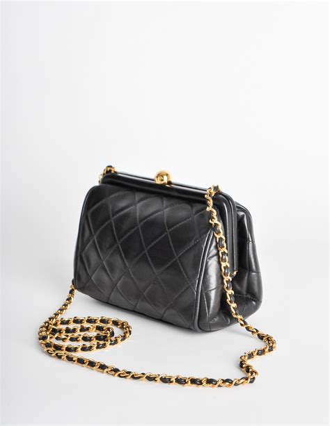 chanel torba original|chanel crossbody bag history.